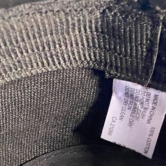 Hat - Picture 4 of 4